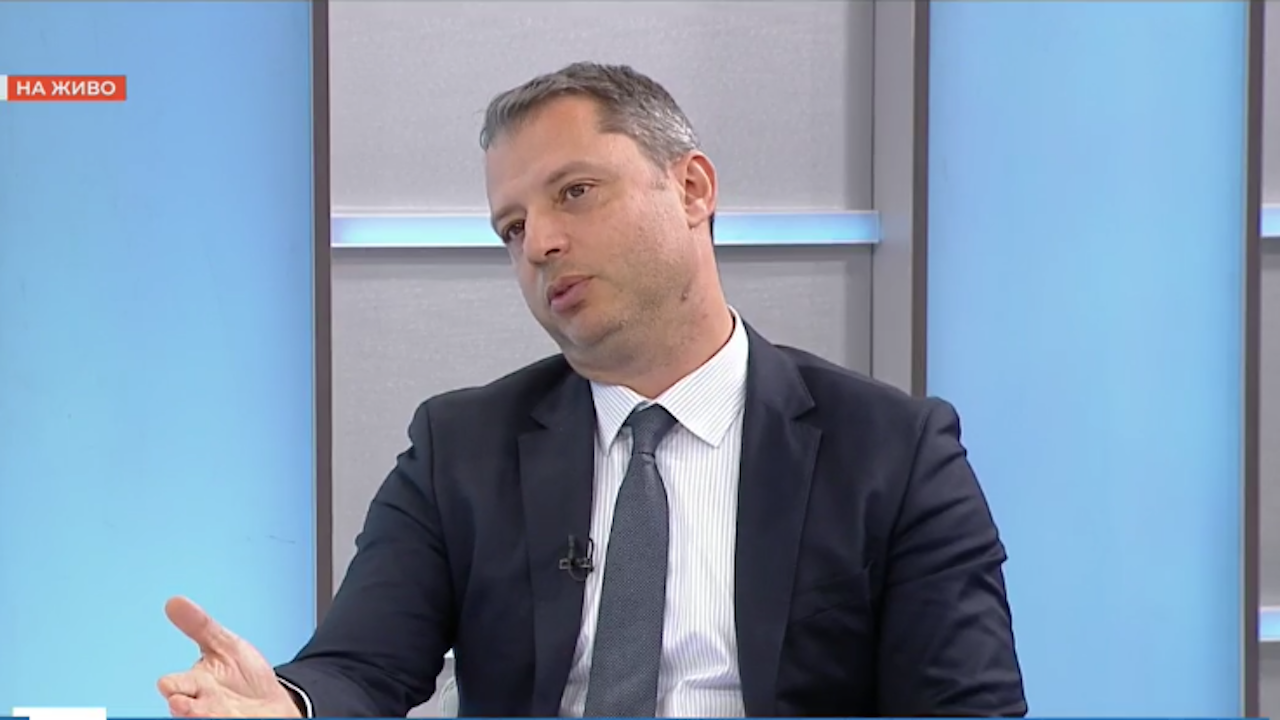Делян Добрев: Управляващите подклаждат инфлацията, защото така пълнят бюджета
