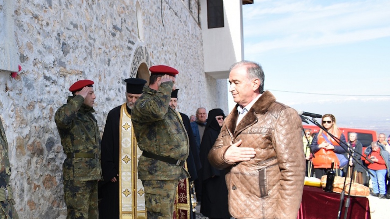 Кметът на Асеновград доктор Христо Грудев поднесе венец в знак