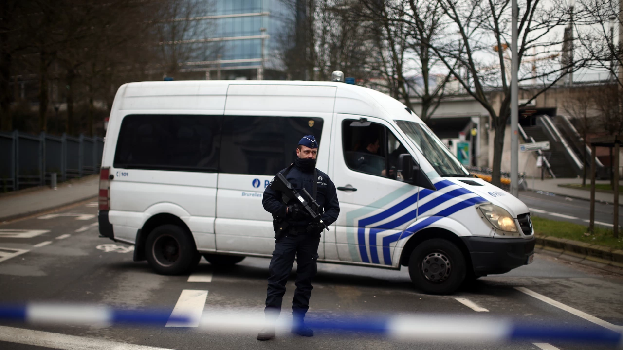 Белгийската полиция задържа 30 души в резултат на разследване на
