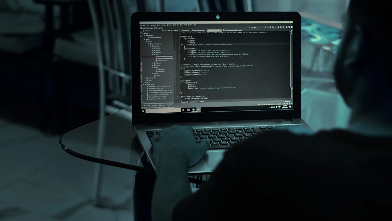 Хърватската полиция съобщи че е идентифицирала хакера който проби системата