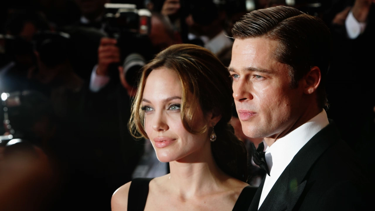 Американският актьор Брад Пит заведе дело срещу бившата си съпруга актрисата Анджелина Джоли