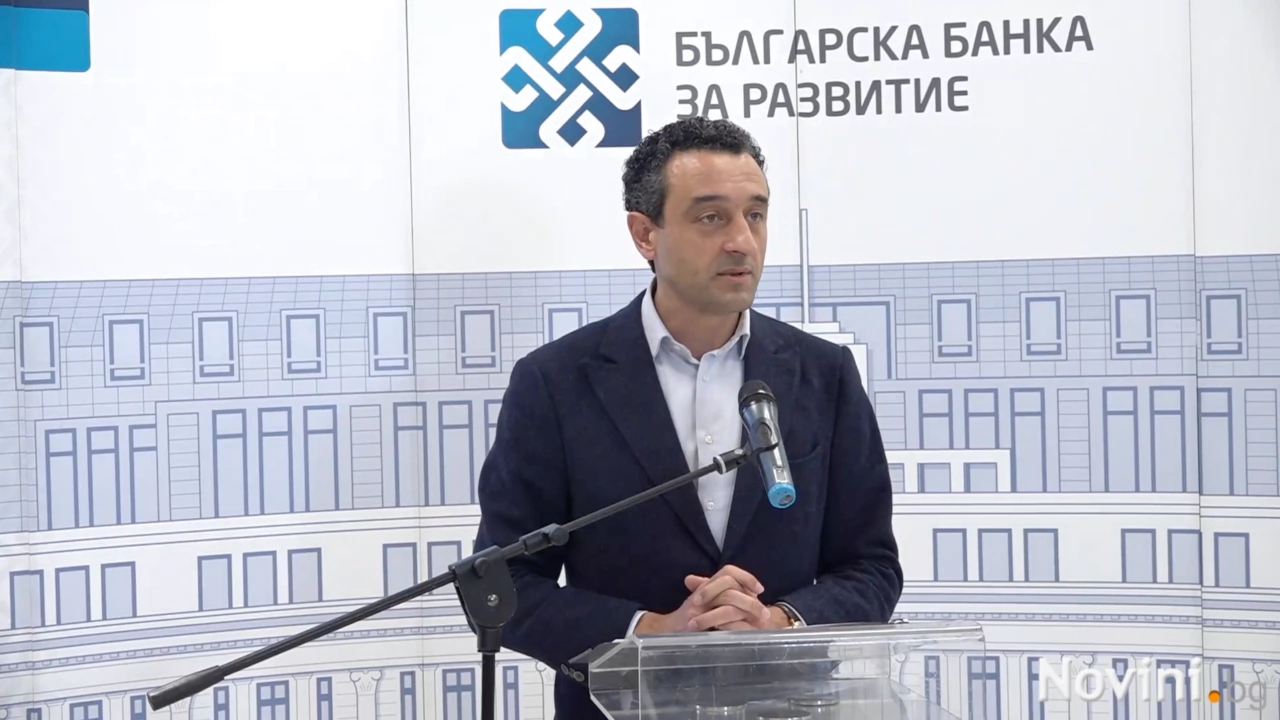 Министърът на иновациите и растежа и ръководството на Българската банка