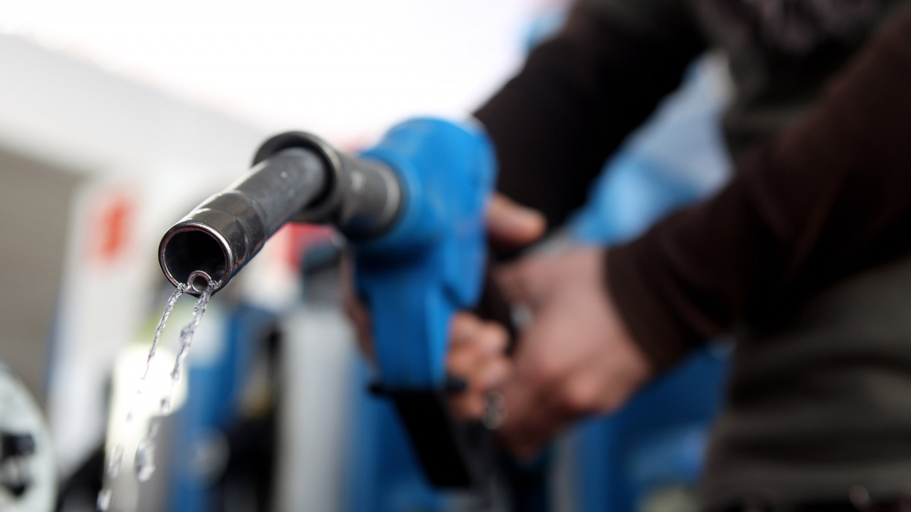  Спад в цените на петрола и газа след поръчката за среща сред Байдън и Путин 