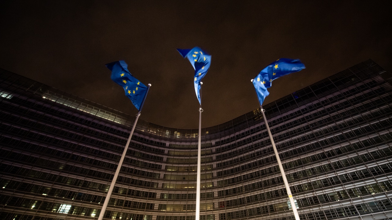 Брюксел наложи санкции на 22-ма служители от държавна компания за
