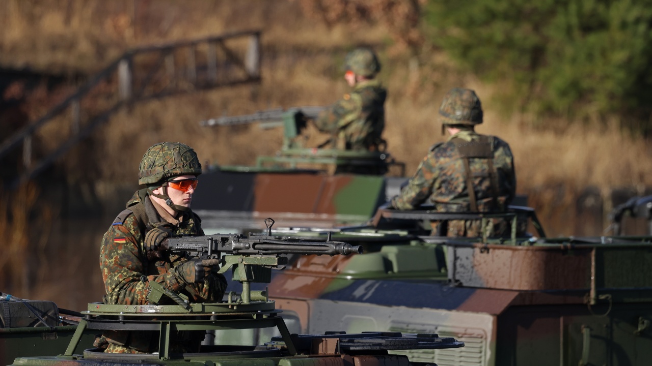  Германия може да изпрати повече свои войски в Литва 