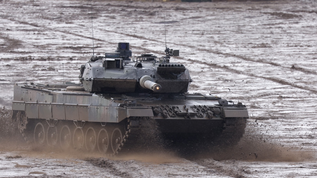 Украинските войски съобщиха, че се бият с руски бронирани части