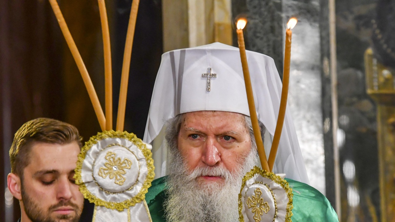  Патриарх Неофит с послание за мир във връзка военните дейности в Украйна 