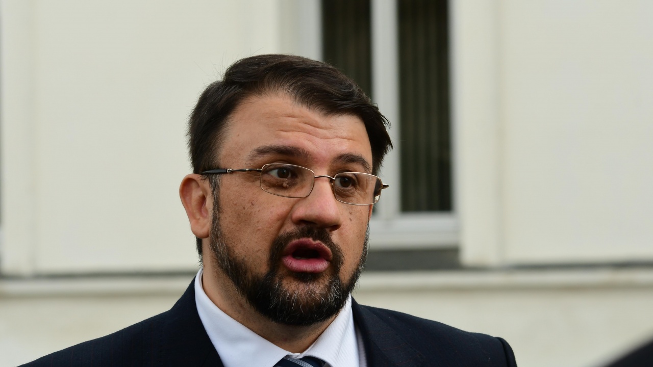  Настимир Ананиев: Подкрепяме военния министър Стефан Янев 