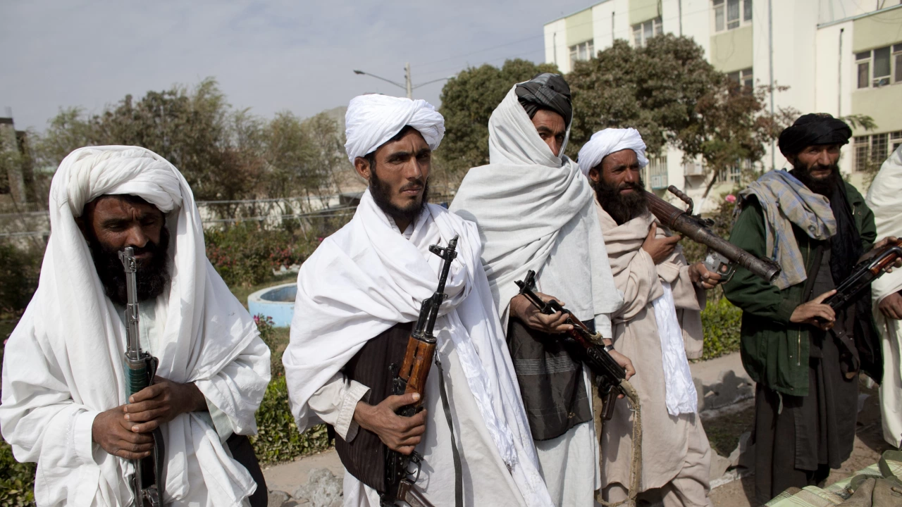 Министърът на вътрешните работи на талибаните Сираджудин Хакани издаде нов