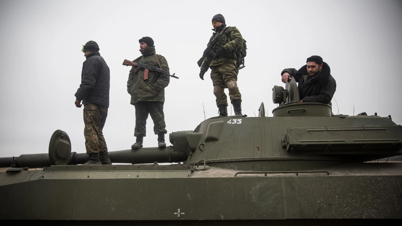 Един украински войник бе убит днес при бомбардировка от проруските
