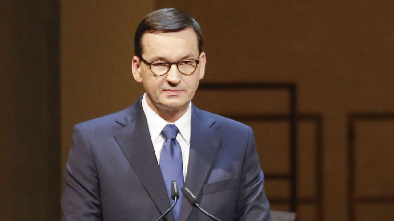  Премиерът на Полша ще разиска въпроса за участие на Украйна в Европейски Съюз с ръководителя на Европейска комисия 