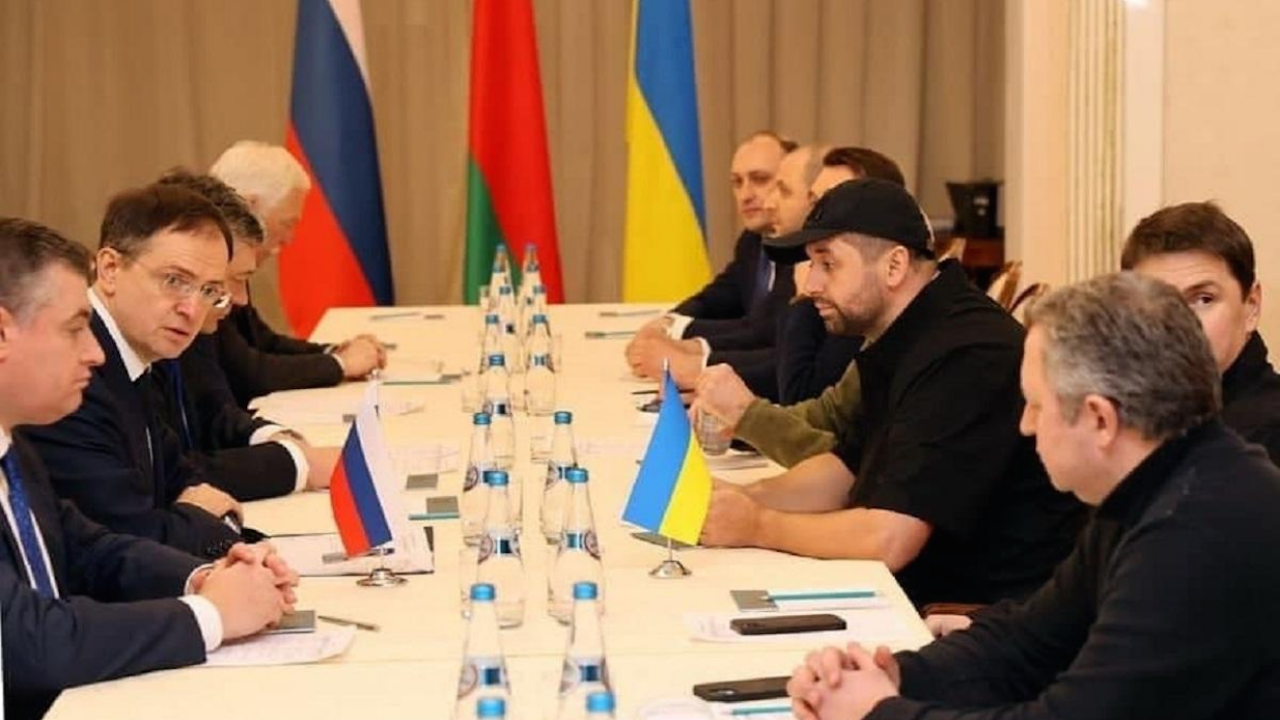 Украинският банкер Денис Киреев, който е член на киевската делегация