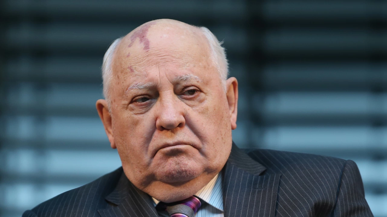 Последният президент на СССР Михаил Горбачов чрез своята неправителствена организация
