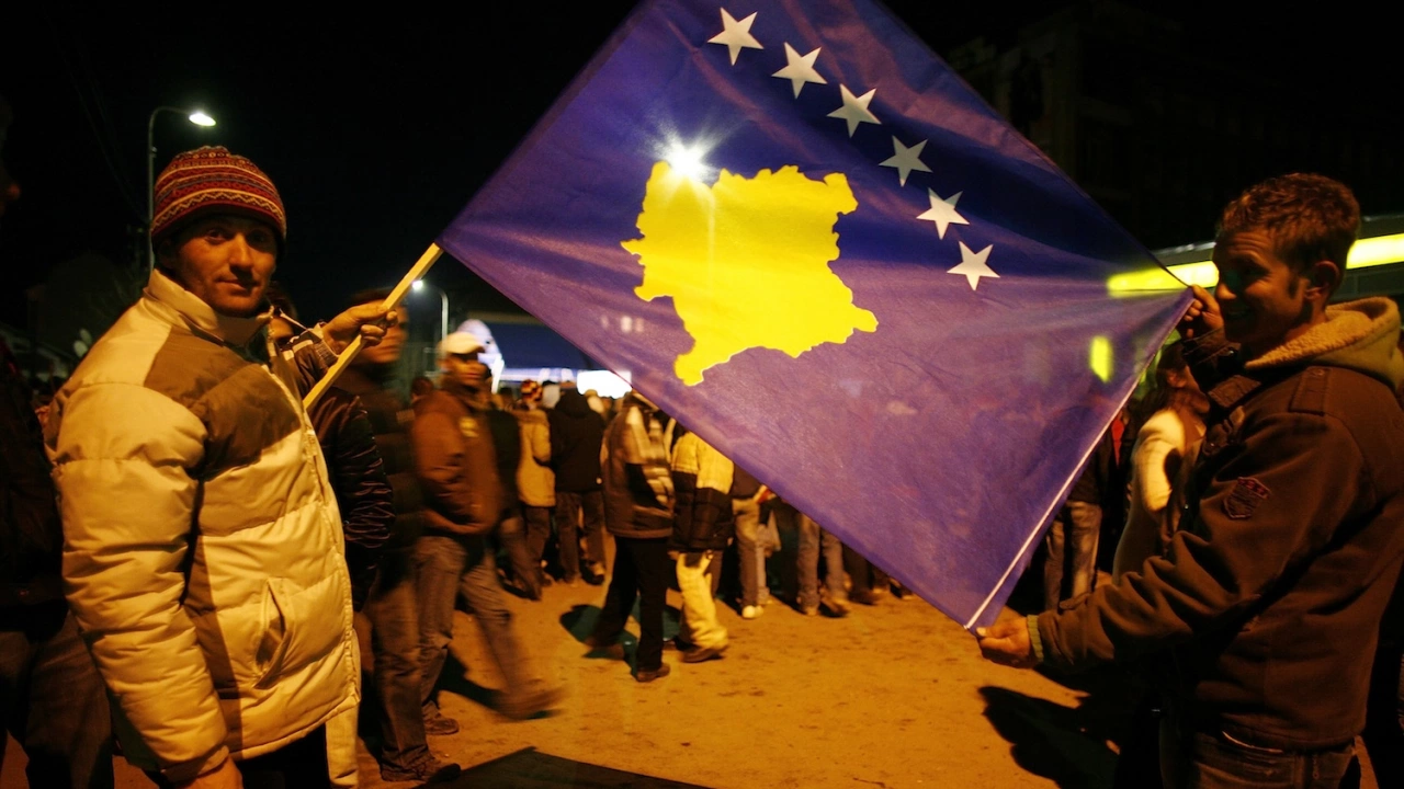Косовският парламент одобри днес резолюция с която иска правителството да