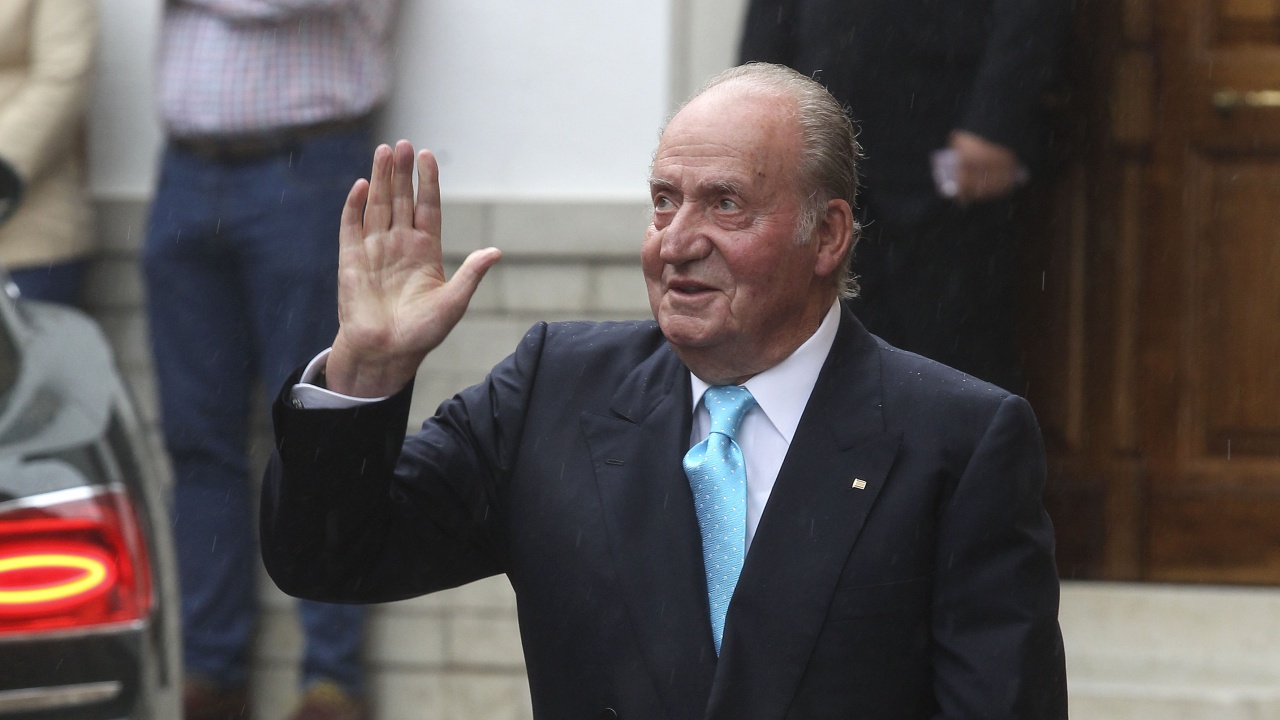 Бившият испански крал Хуан Карлос обяви намерението си да остане в Абу Даби