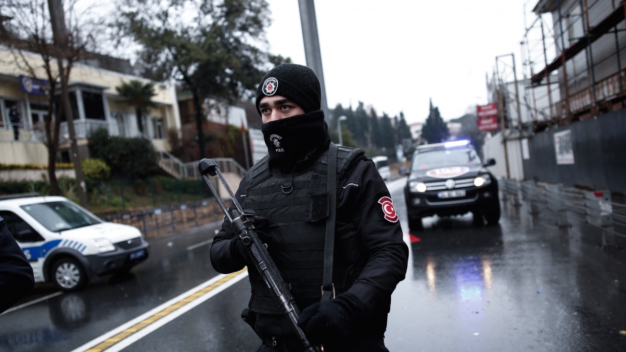 Турция е замразила активите на лица и организации, свързани с ИД