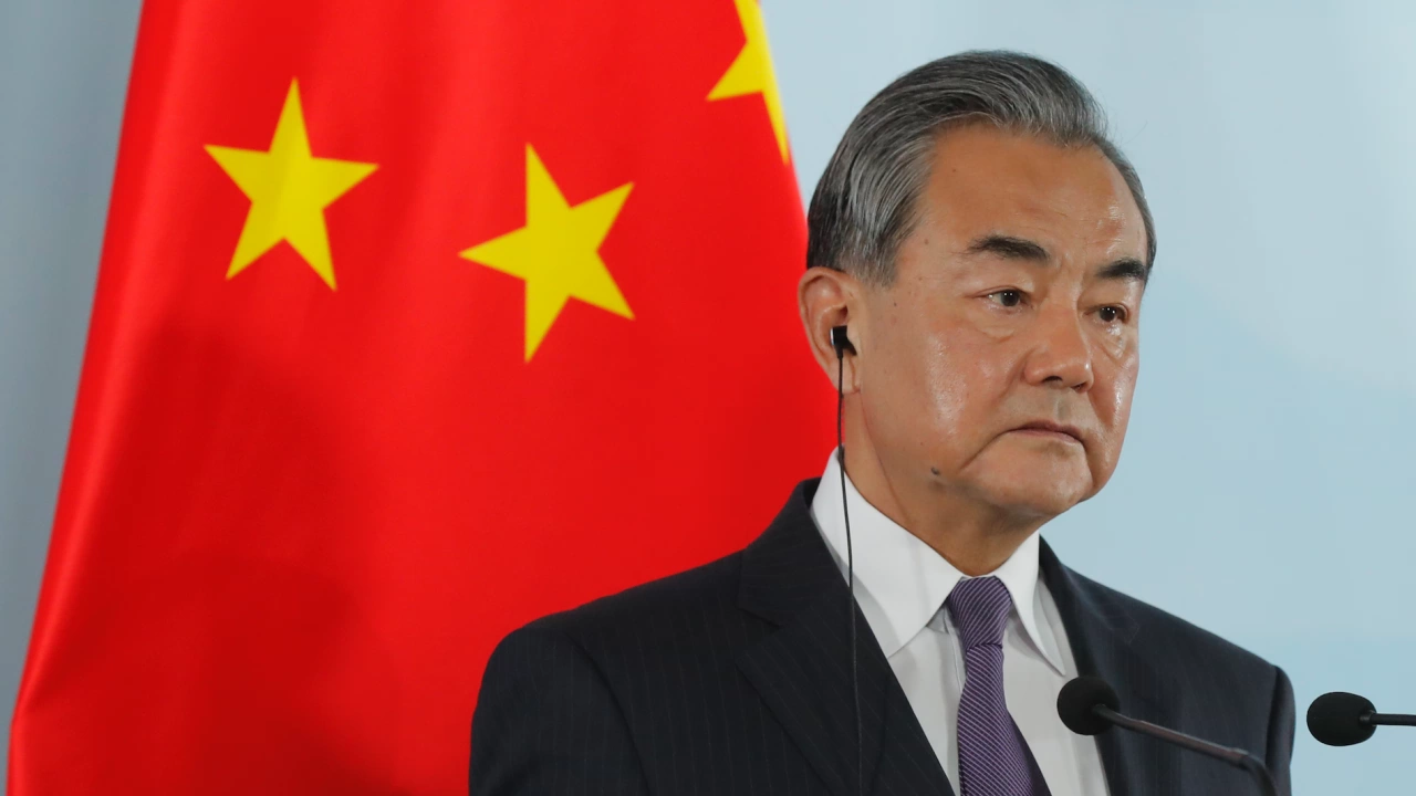 Китайският външен министър Ван И изрази подкрепа за руското нахлуване