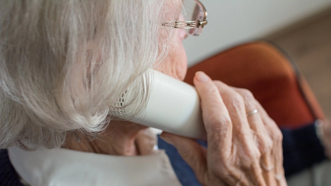 Възрастна жена от Търговище е станала жертва на телефонна измама