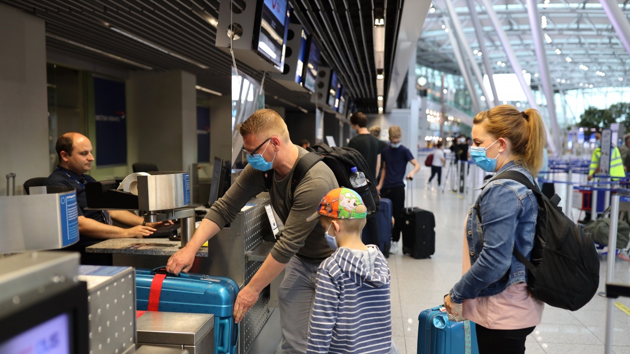 Служителите по сигурността на някои германски летища стачкуват