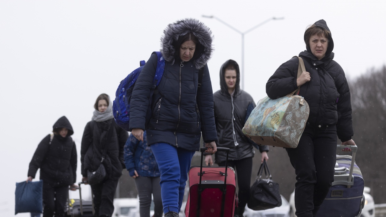 Над три милиона души са избягали от Украйна след нахлуването
