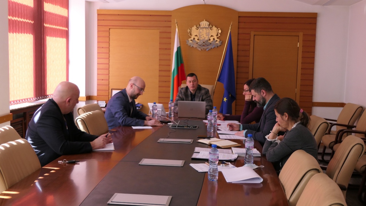 Зам.-министър Бурджев: Нужни са решения, които ефикасно да подпомогнат всички работещи в сектор „Рибарство“