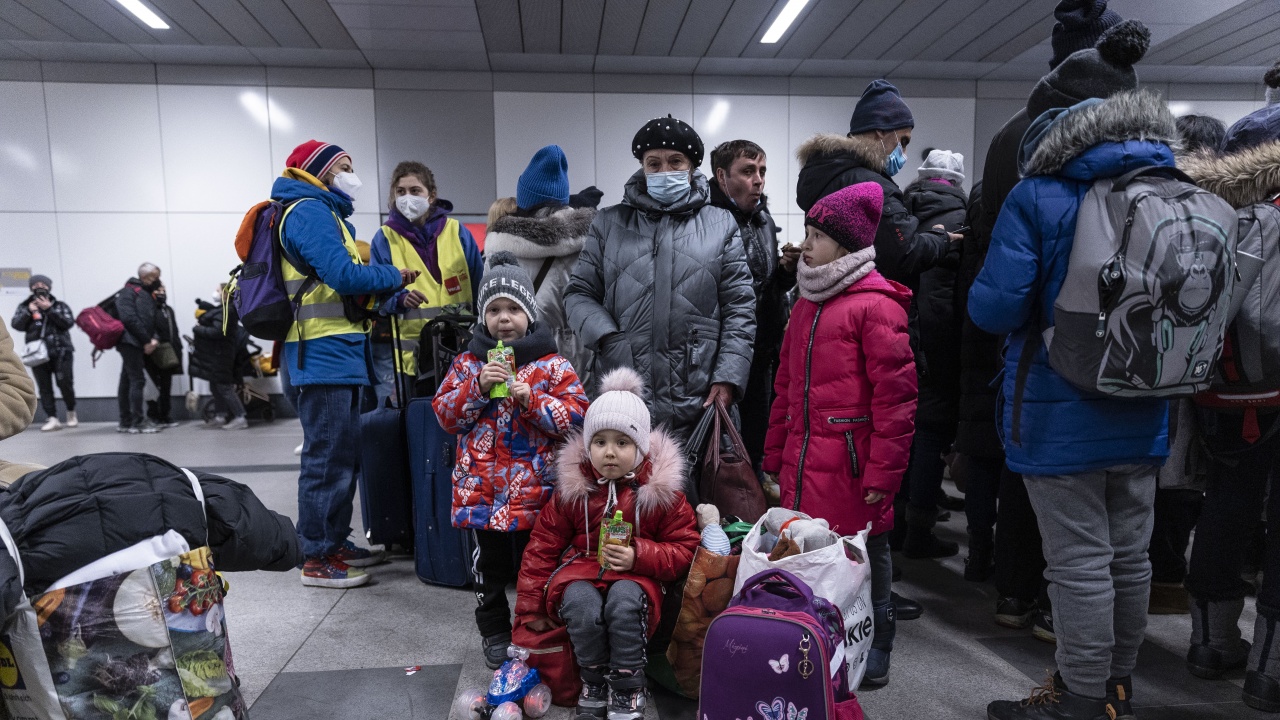 Украйна е евакуирала по хуманитарни коридори 190 000 цивилни от