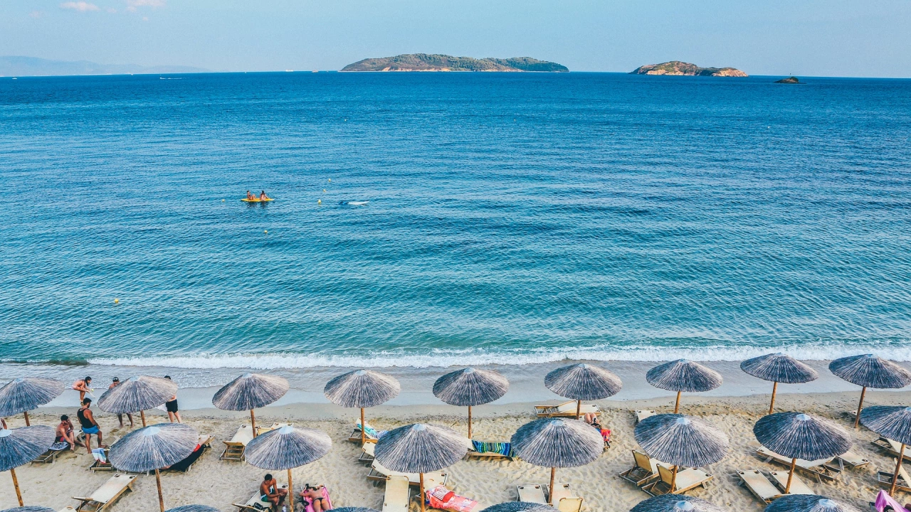 Труден летен сезон очакват през тази година хотелиерите по Черноморието