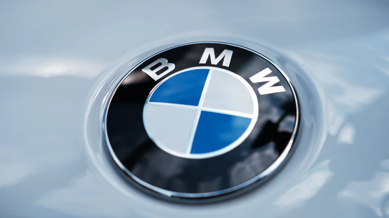 Германският автомобилостроител Бе Ем Ве BMW предупреди че войната в