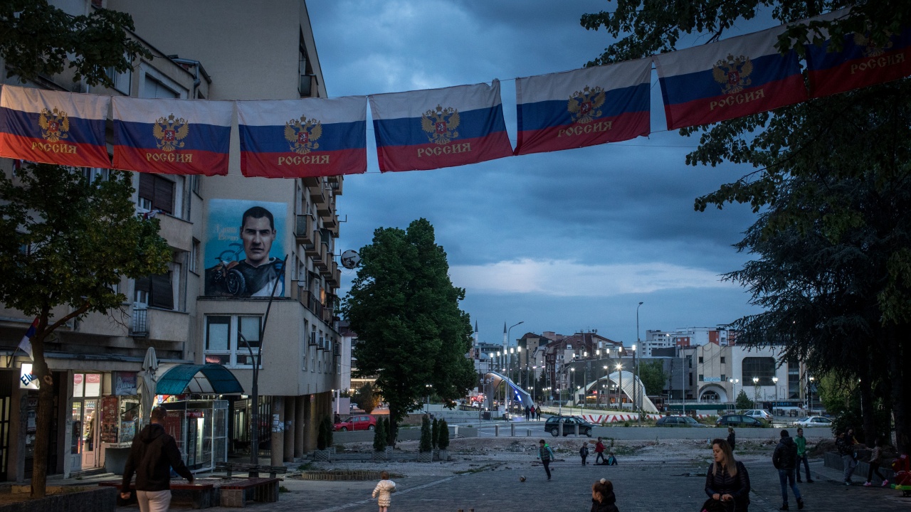 Пет западни страни призоваха Сърбия и Косово да се въздържат от ескалация