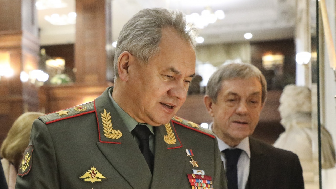 Министърът на отбраната Сергей Шойгу е много зает, това каза
