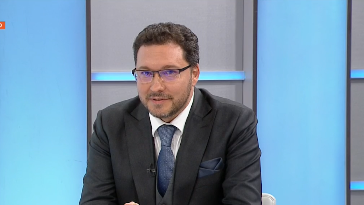 Даниел Митов пита дали правителството се е замесило в корупционна схема, свързана с Русия