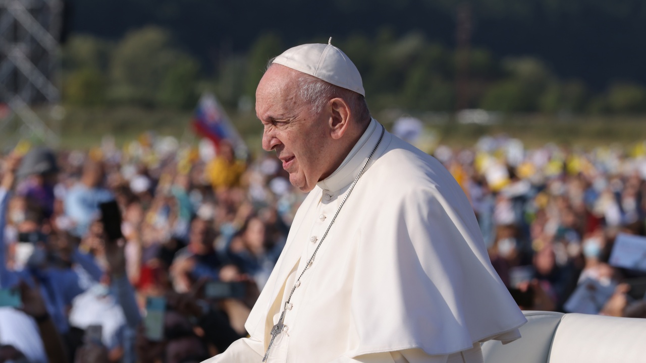 Папата прие две делегации на коренното население на Канада