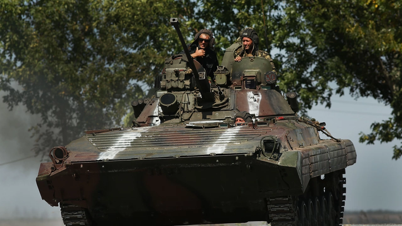 Русия прехвърля войски от Северна към Източна Украйна за да