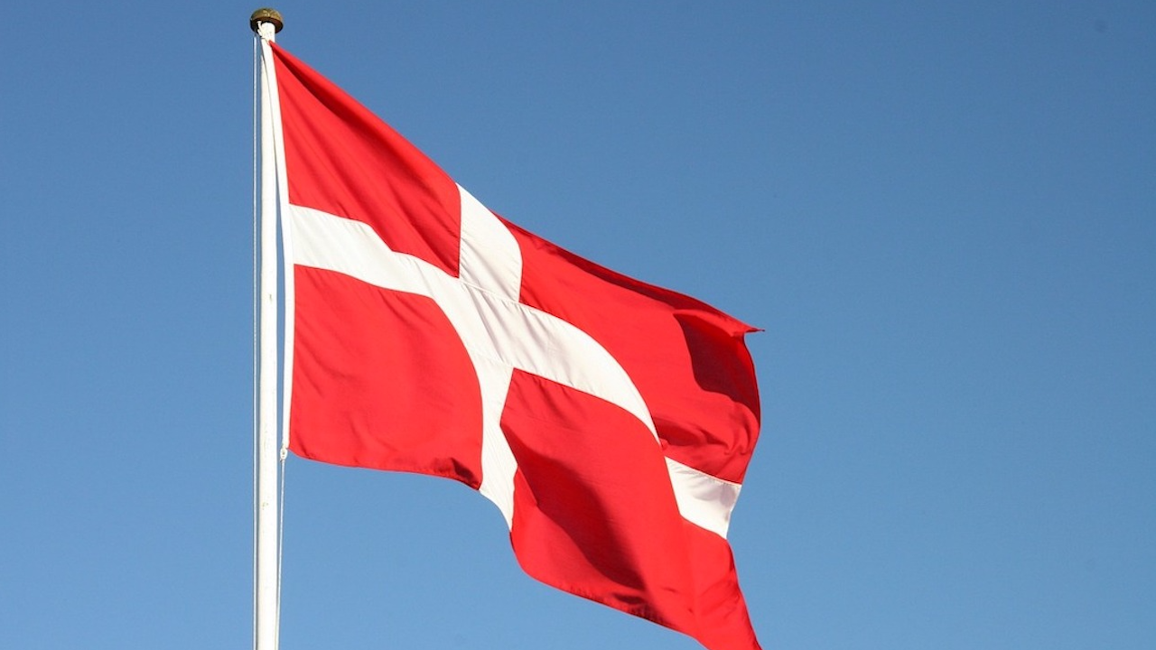 Дания съобщи, че ще изгони 15 руски дипломати в съответствие