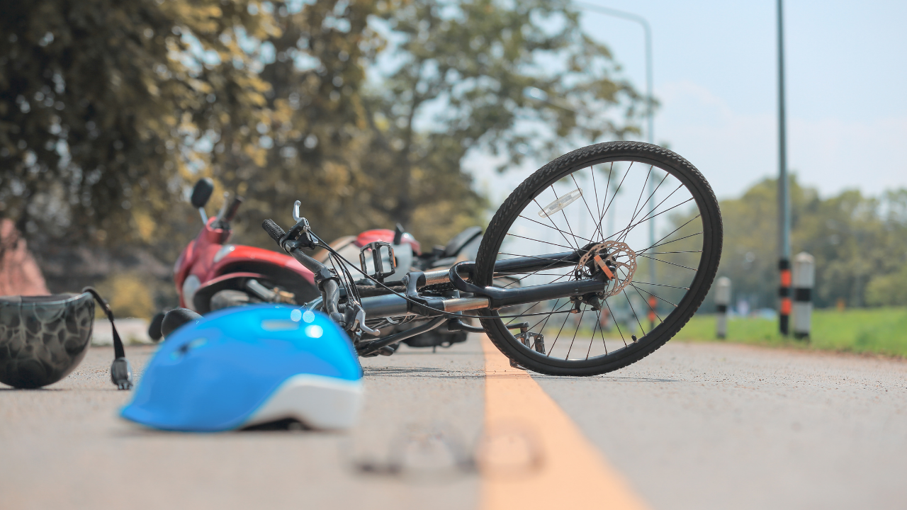 Велосипедист си монтира двигател, блъсна се и загина