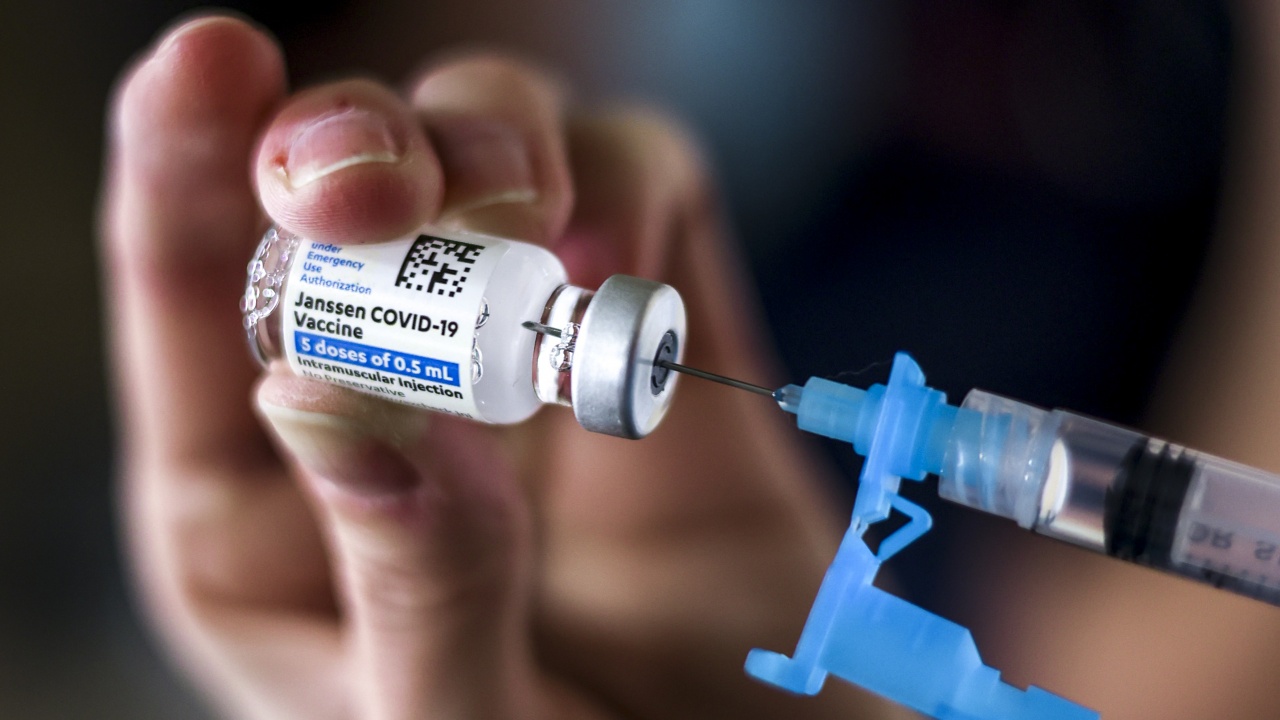 Мащабно изследване в Израел показа, че четвърта доза от ваксината