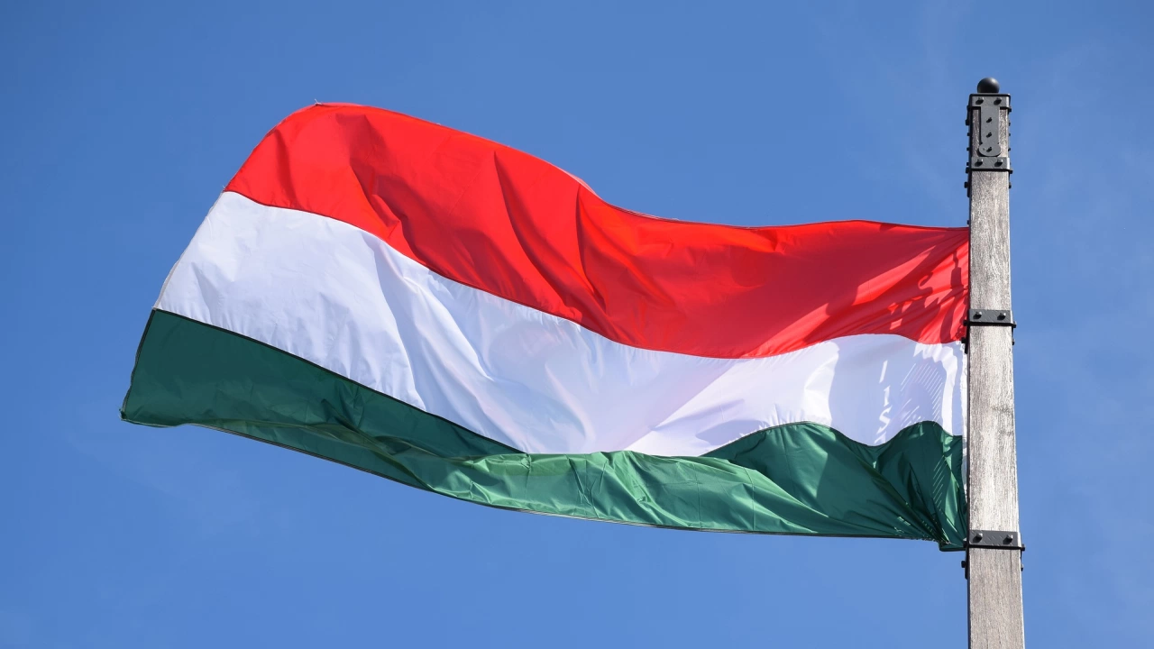 Унгария е получила в сряда първата доставка гориво за ядрената