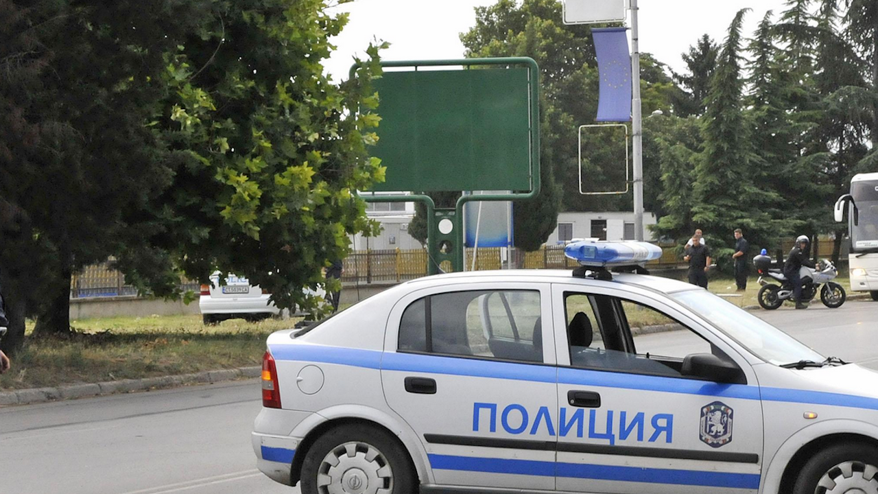 Полицията удари нарколаборатория в Сапарево