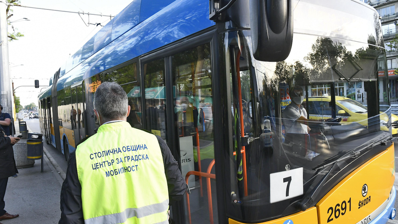 Общинският съветник Борис Бонев предлага неотложни реформи на градския транспорт на София, който е изправен пред фалит