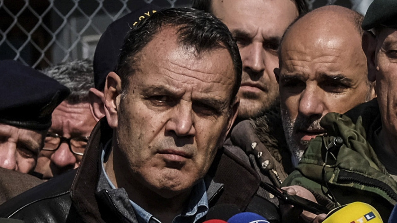 Гръцкият министър на отбраната Никос Панайотопулос заяви, че страната му