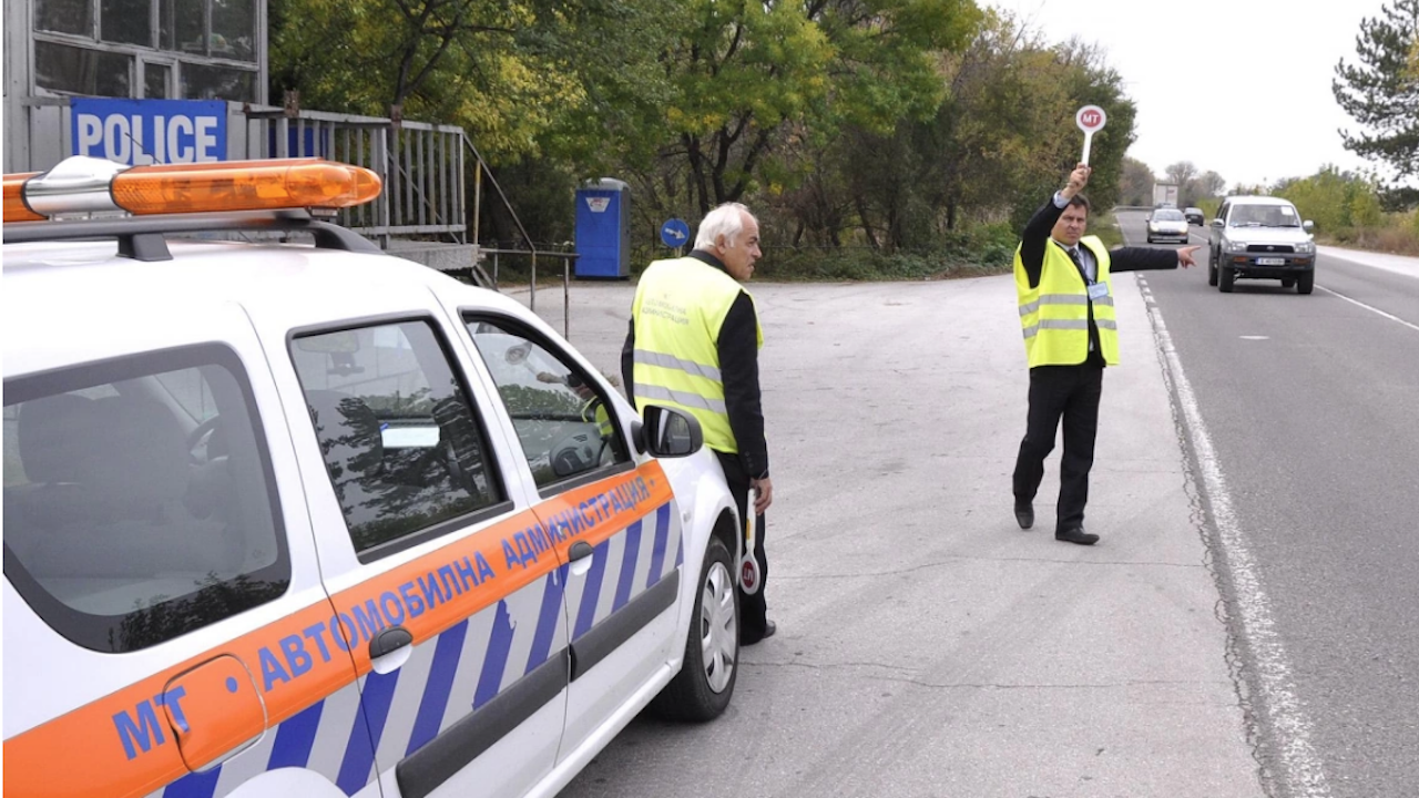 Инспектори по труда и на ИА "Автомобилна администрация" участваха в съвместни проверки с нидерландски колеги