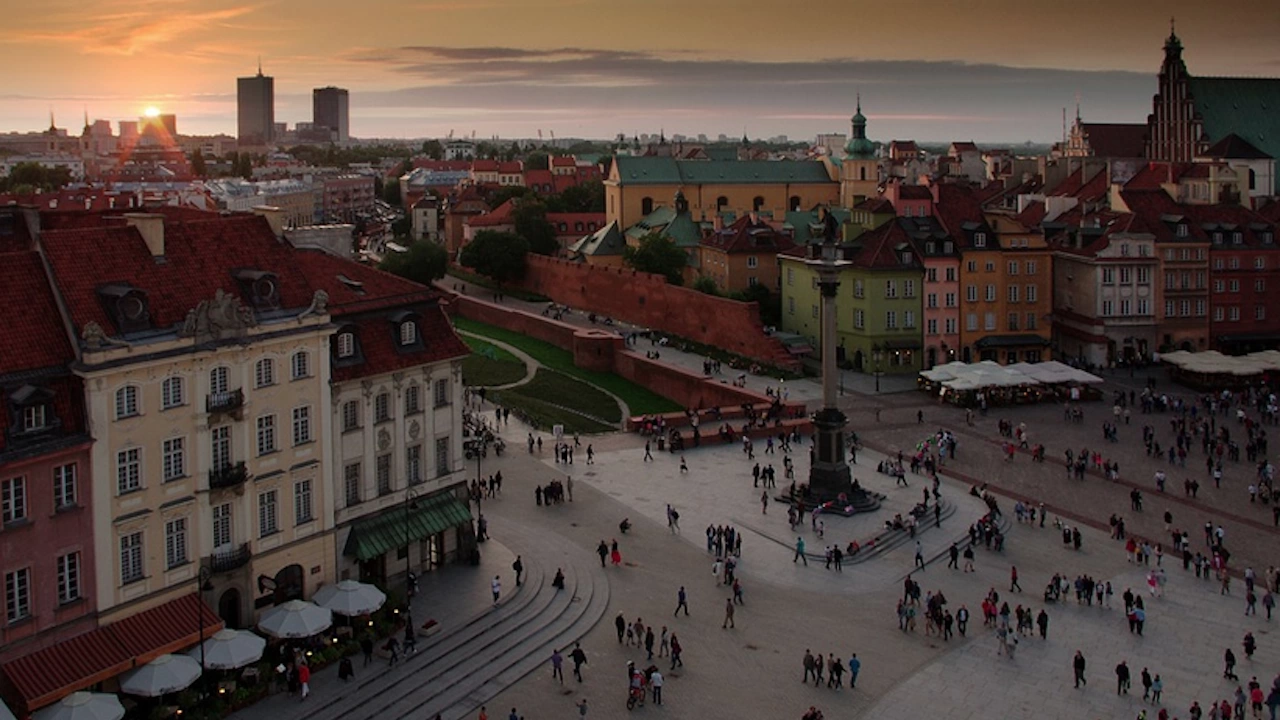 Кметът на Варшава заяви че комплекс управляван от дипломатическата мисия