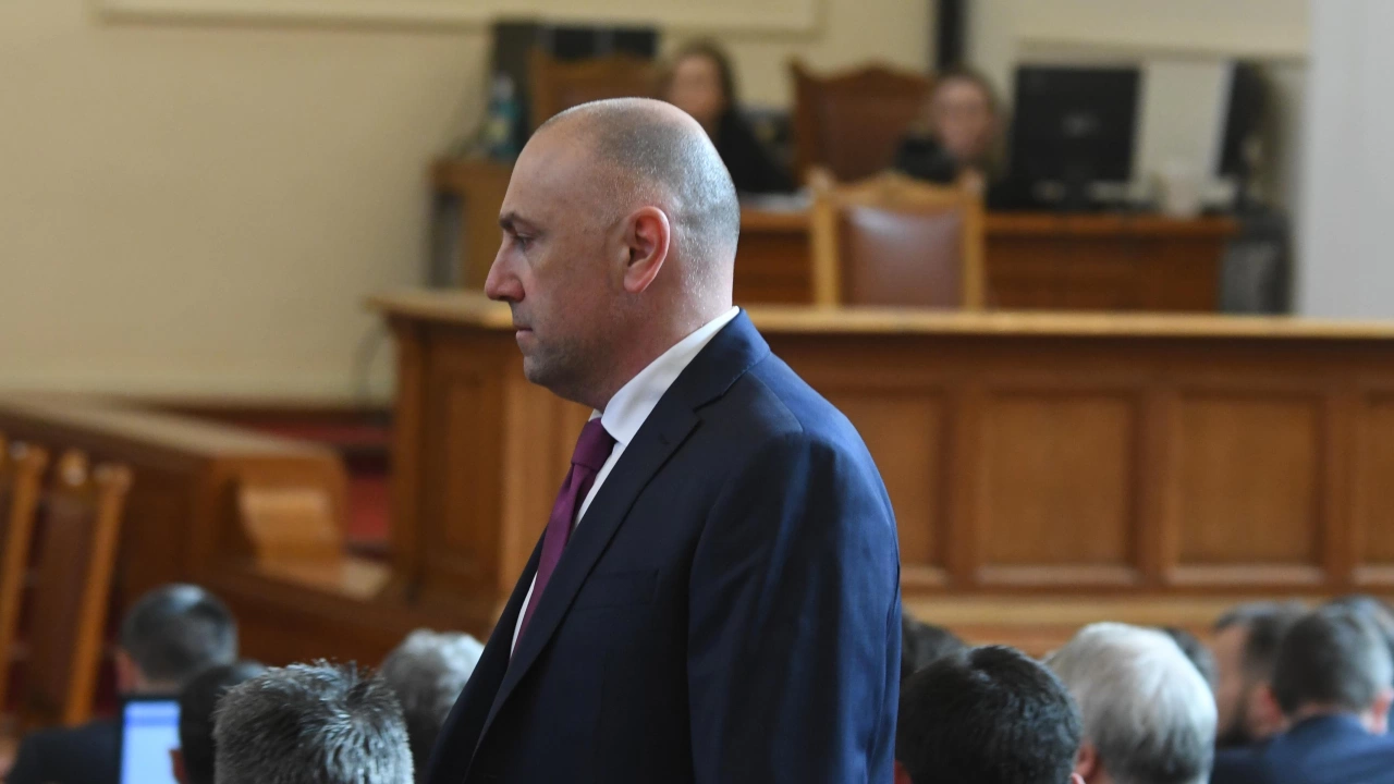 Депутатите отхвърлиха кандидатурата на Любомир Каримански за управител на БНБ