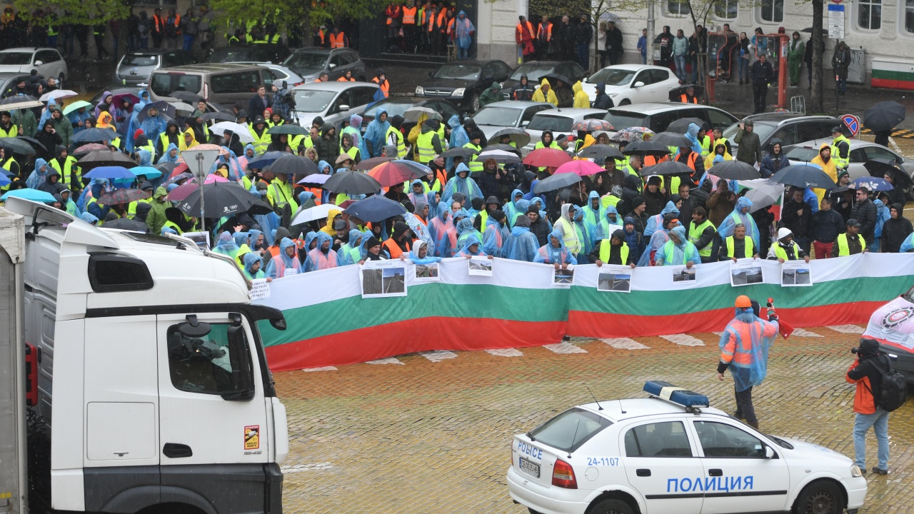Пътните строители излязоха на втори национален протест