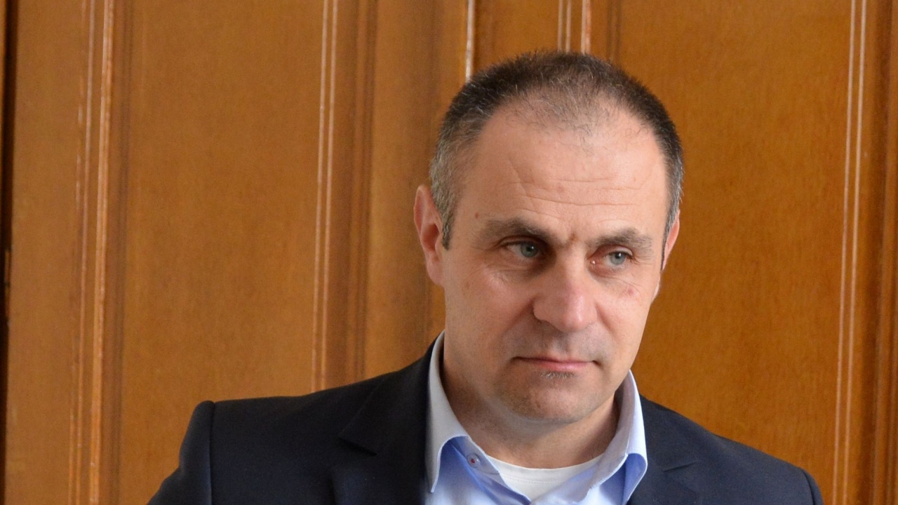 Стоян Новаков е освободен от длъжността заместник-министър на транспорта