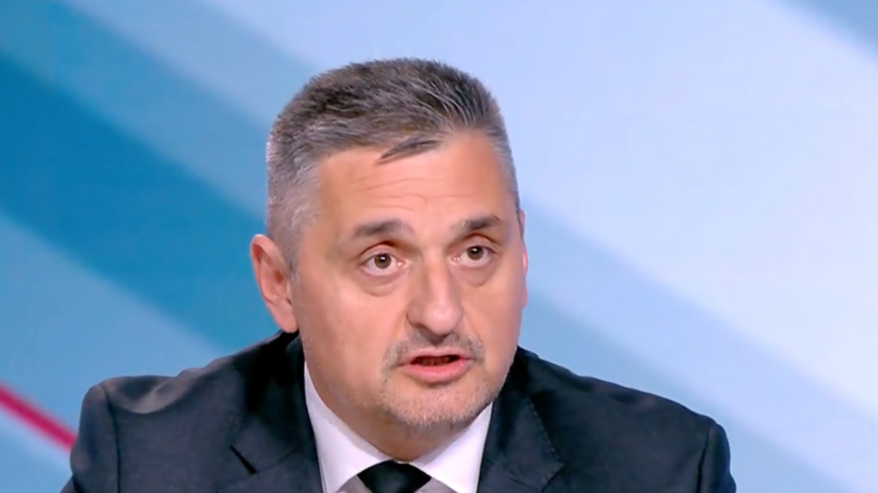 Кирил Добрев: Наистина ли смятате, че не изпращаме оръжие на Украйна?!
