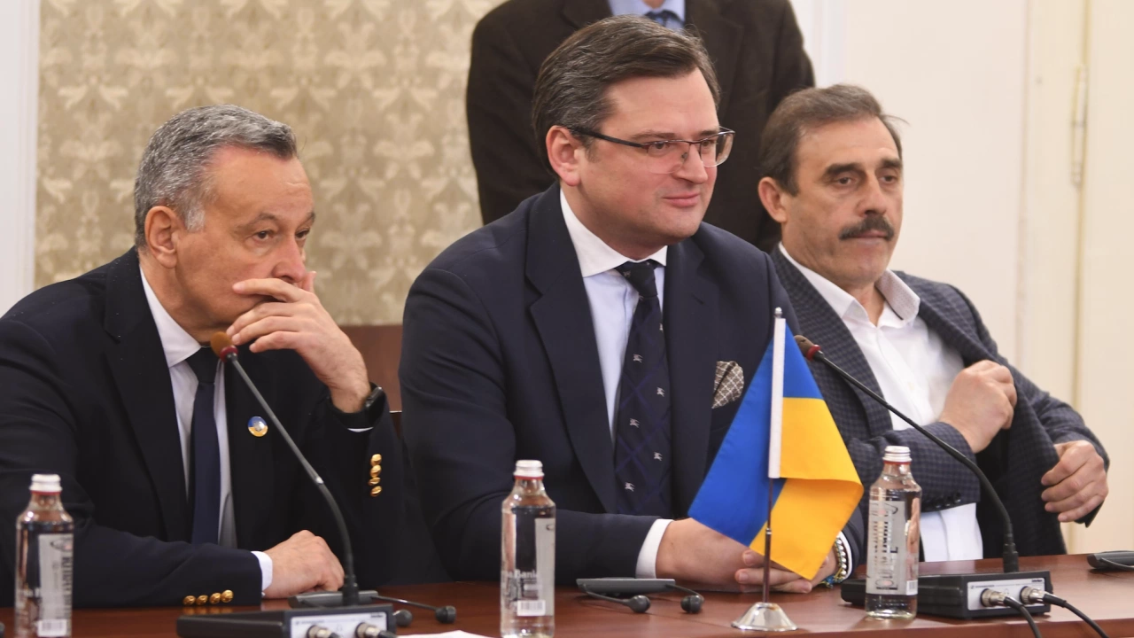Министърът на външните работи на Украйна Дмитро Кулеба е на