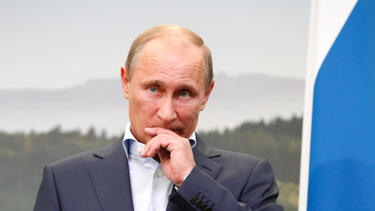 Руският президент Владимир Путин нареди руската армия да отмени плановете