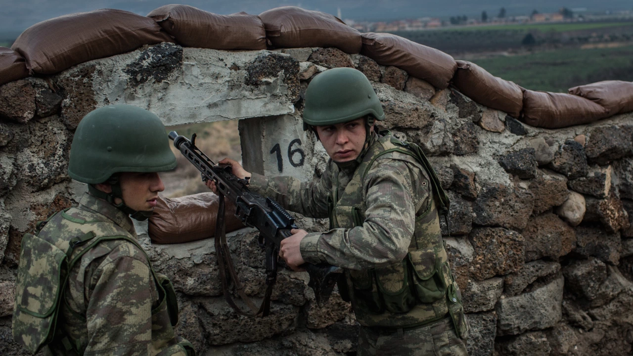 Турските въоръжени сили са неутрализирали 42 ма членове на Кюрдската