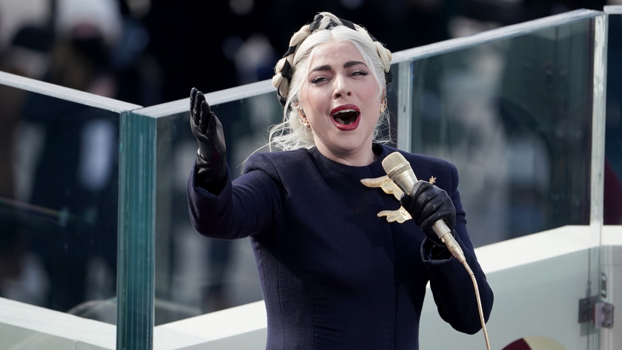 Лейди Гага пуска нова песен за филма "Топ Гън: Маверик"